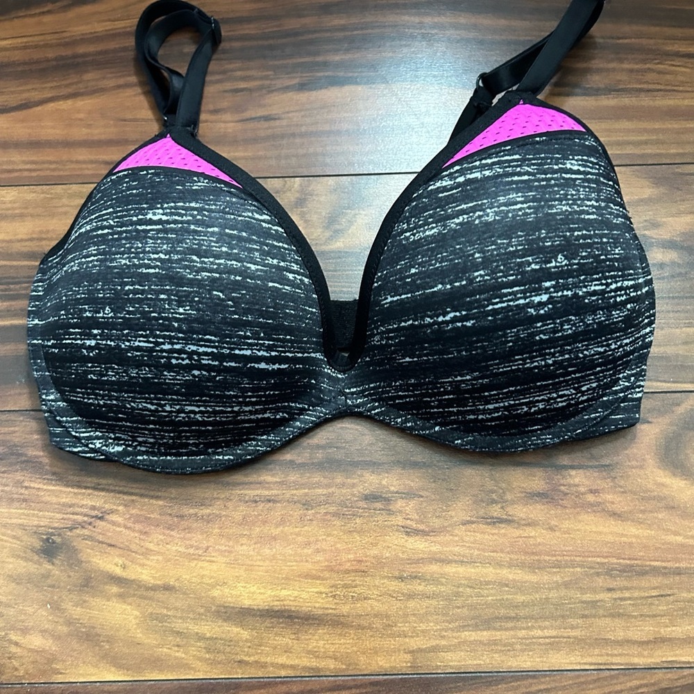 PINK 32DD bra